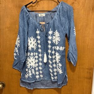 244. Rhea Costa Blue Floral Embroidered Tunic